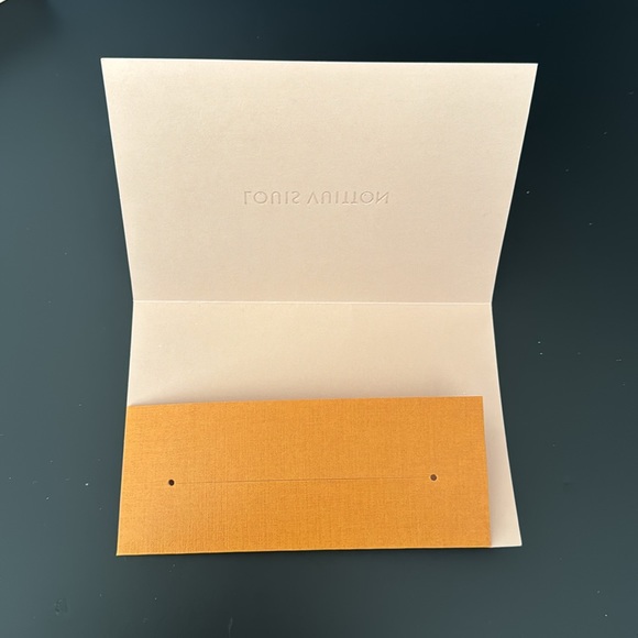 Louis Vuitton gift packages - Picture 9 of 10